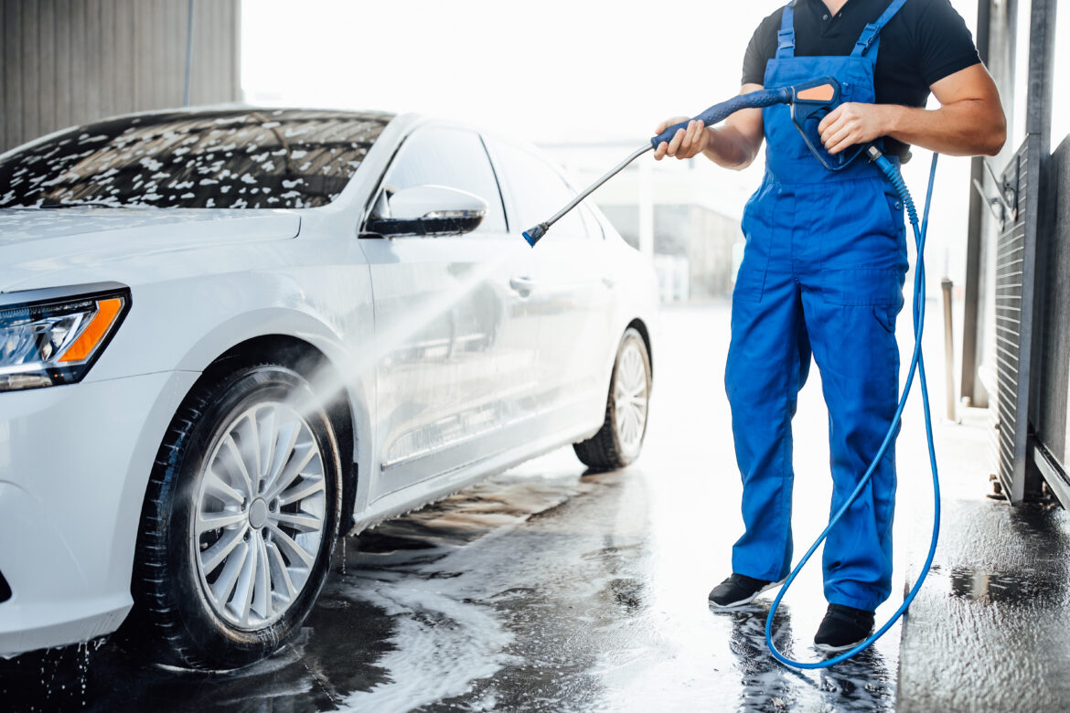 The Best Way to Find a Touchless Car Wash Near Me Without Any Trouble